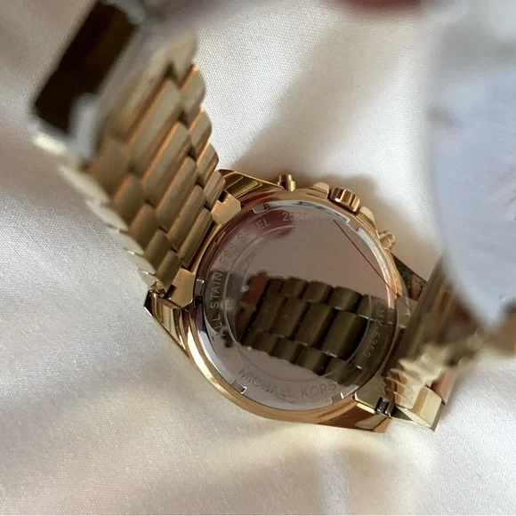 Michael Kors Women’s Watch - Picture 8 of 14